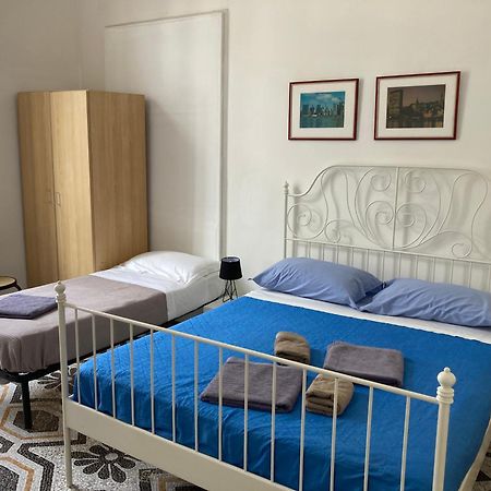Guest House Roma جنوة المظهر الخارجي الصورة