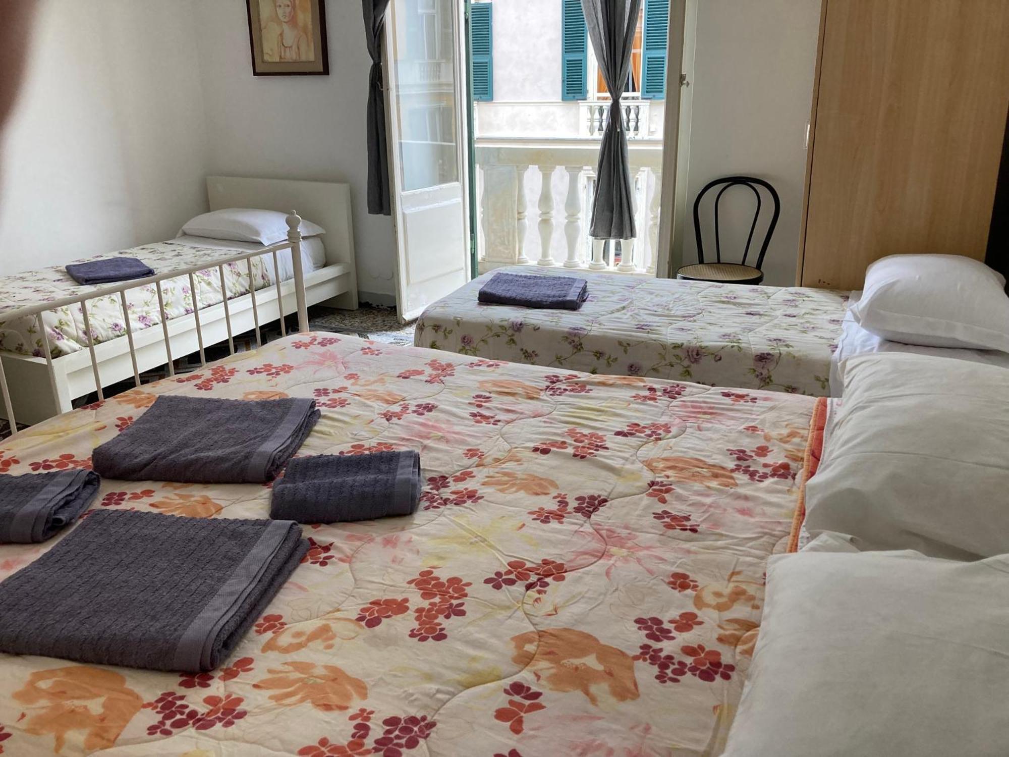 Guest House Roma جنوة المظهر الخارجي الصورة
