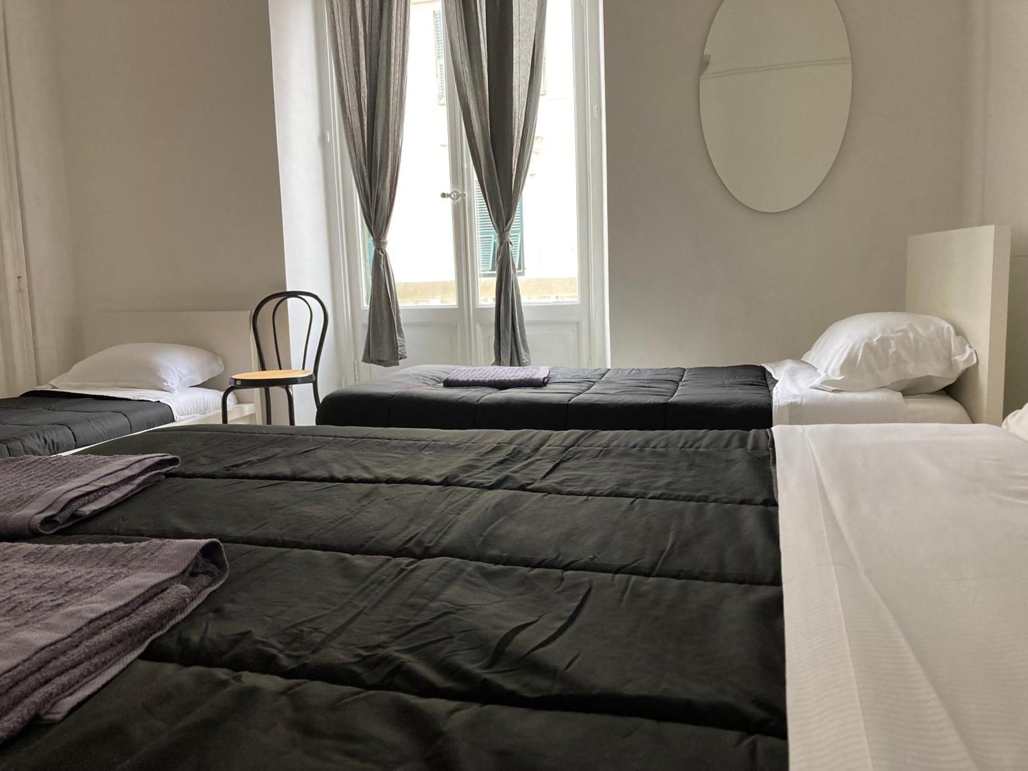 Guest House Roma جنوة المظهر الخارجي الصورة
