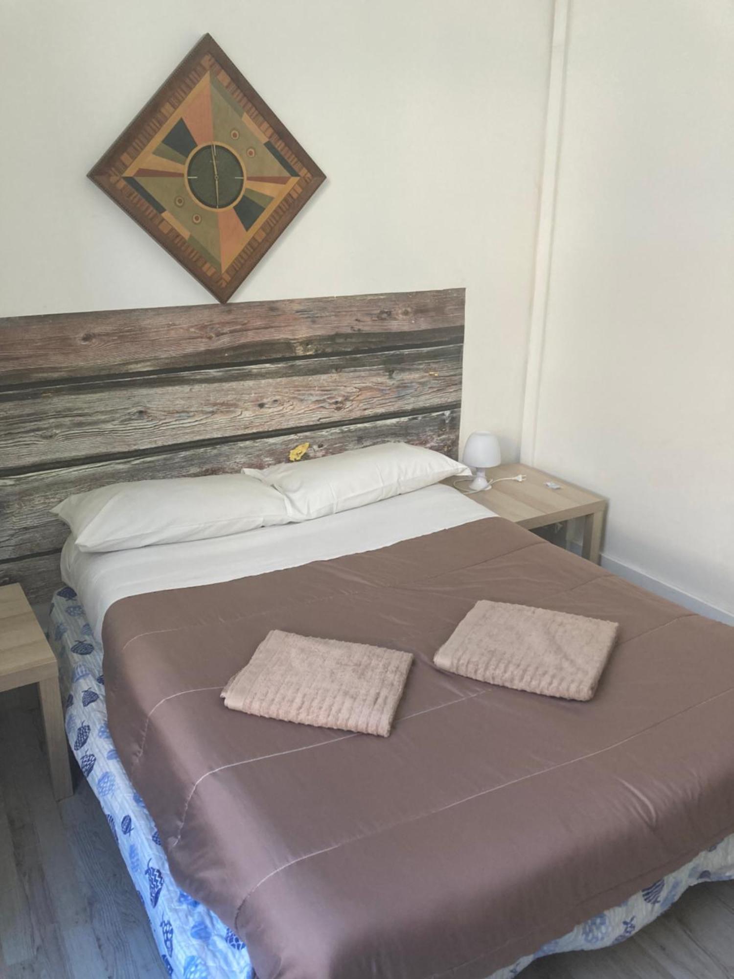 Guest House Roma جنوة المظهر الخارجي الصورة
