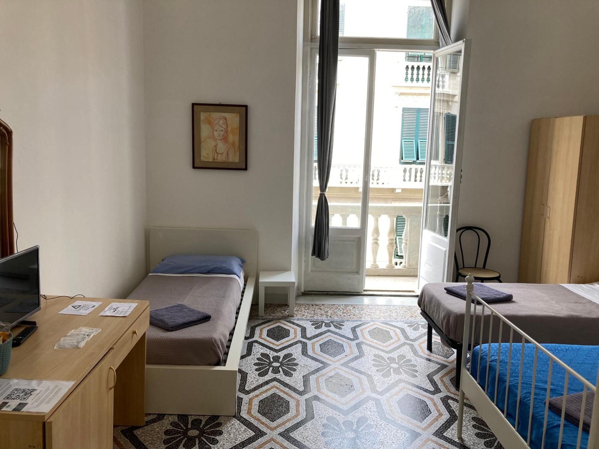 Guest House Roma جنوة المظهر الخارجي الصورة