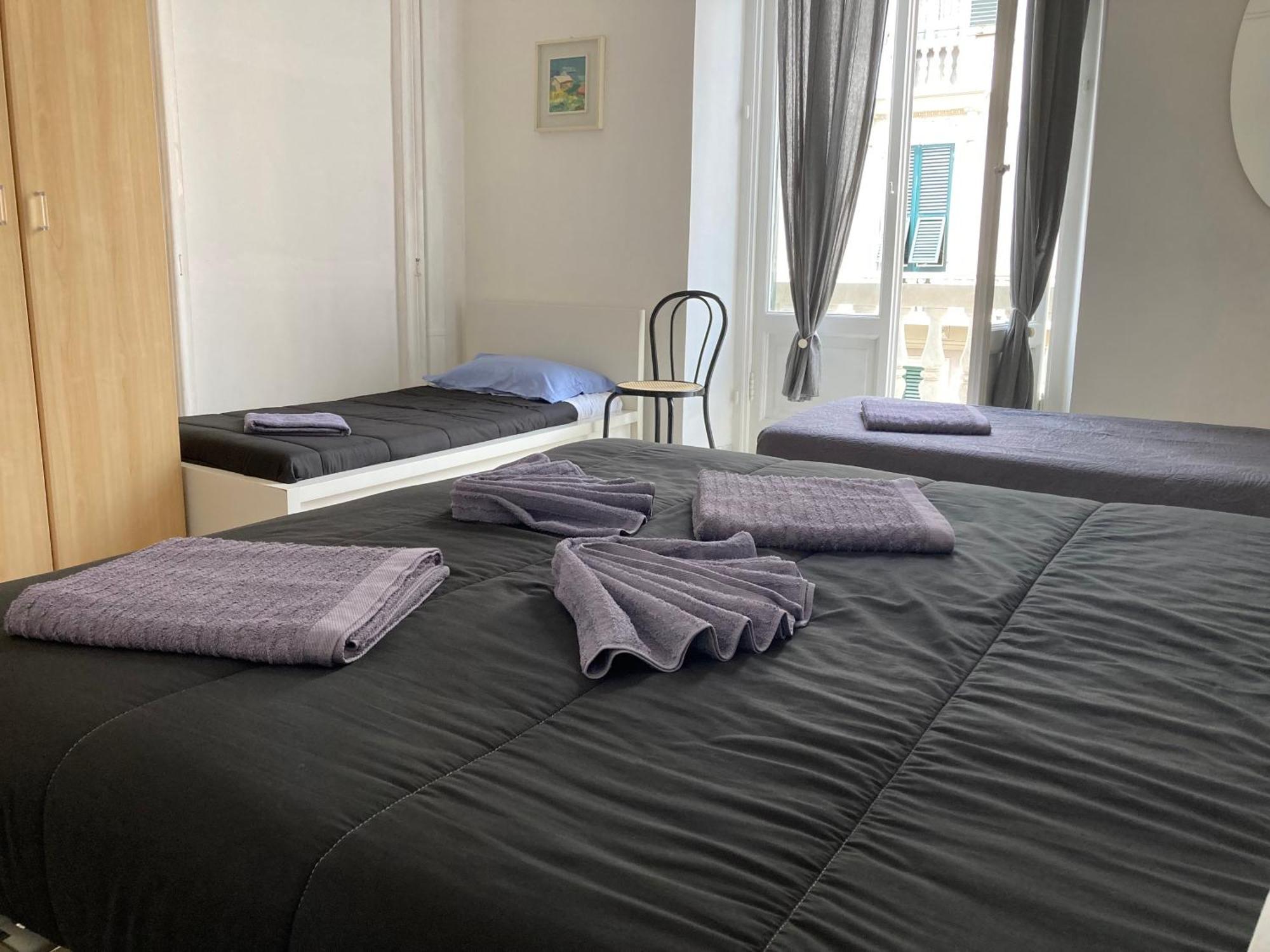 Guest House Roma جنوة المظهر الخارجي الصورة