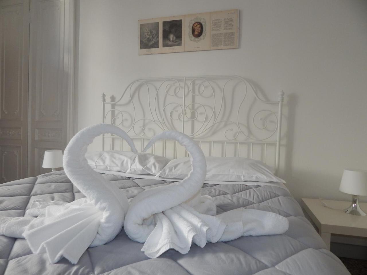 Guest House Roma جنوة المظهر الخارجي الصورة